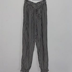 American Eagle Flowy Pants